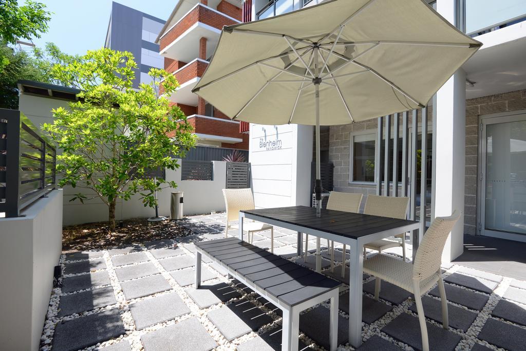 The Blenheim Hotel Sidney Exterior foto