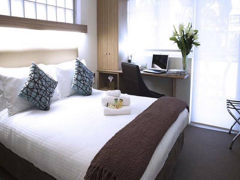 The Blenheim Hotel Sidney Exterior foto