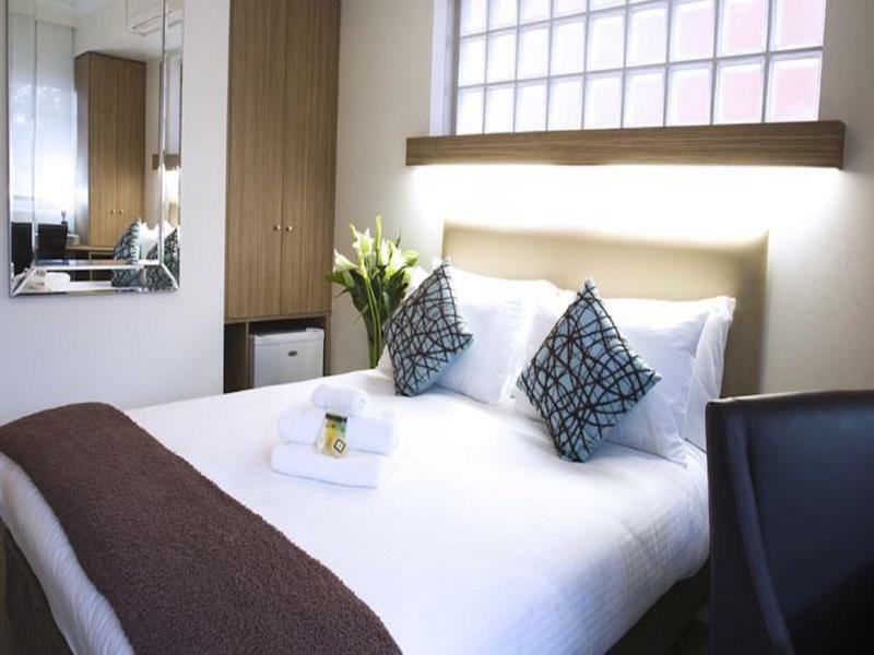 The Blenheim Hotel Sidney Exterior foto